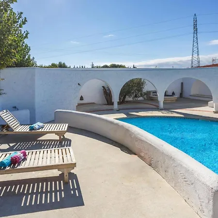 Les Arches By Villedaigne