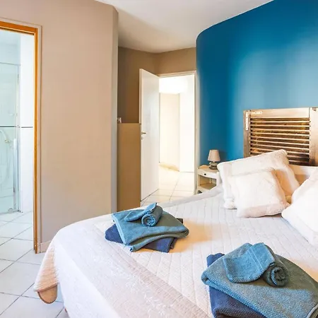 Les Arches By * Villedaigne