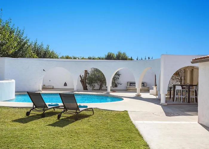 فيلة Les Arches By