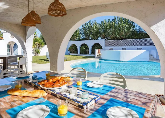 Les Arches By فيلة *